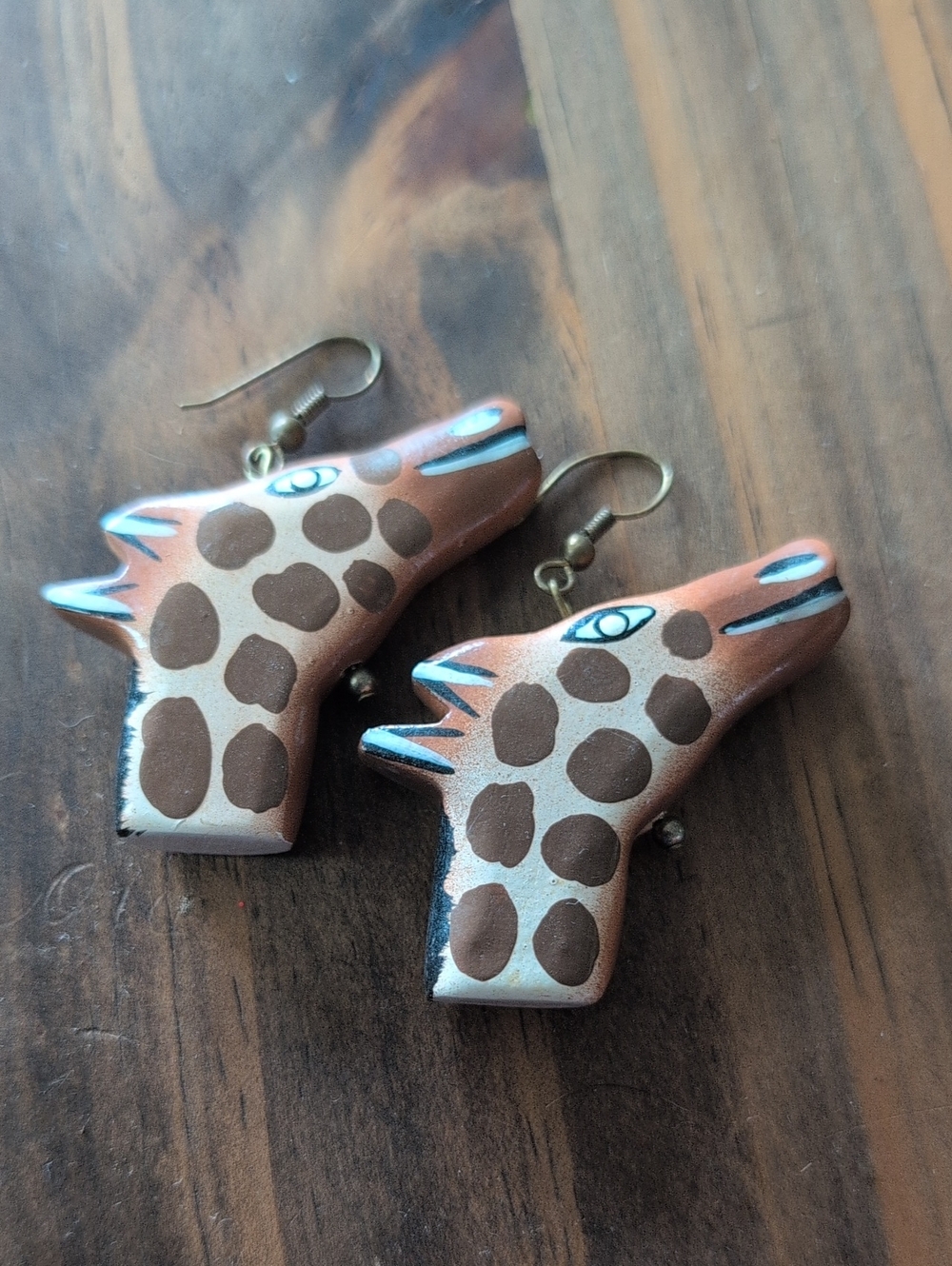 Giraffe Head women's Earrings - Brown Giraffe Design